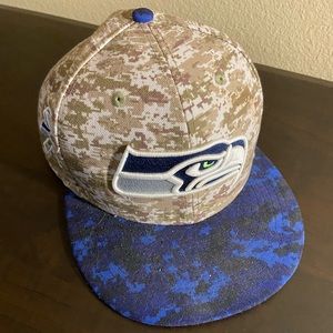 Seattle Seahawks Salute to Service Hat Size 7 1/2
